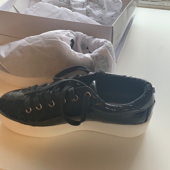 Steve Madden Bertie, Back Crocodile sneakers - Picture 4 of 7